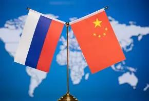 普京这次到访中国，随行队伍阵容十分强大，不仅一同带来五位副总理、八位政府部长，还