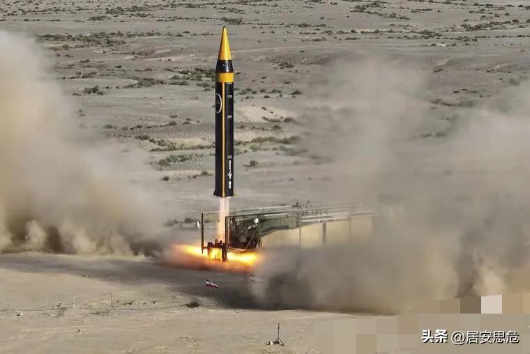 伊朗当下的战术之所以如此成功，基于两点，首先是对美以联军“弹药库存数量”情报的获