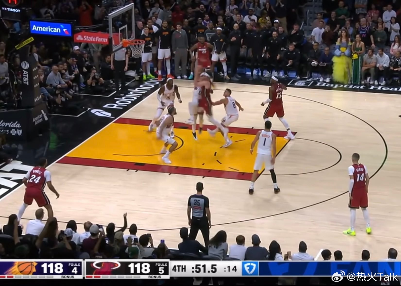 毫无疑问，哈克斯是昨天制胜的关键人物nba常规赛