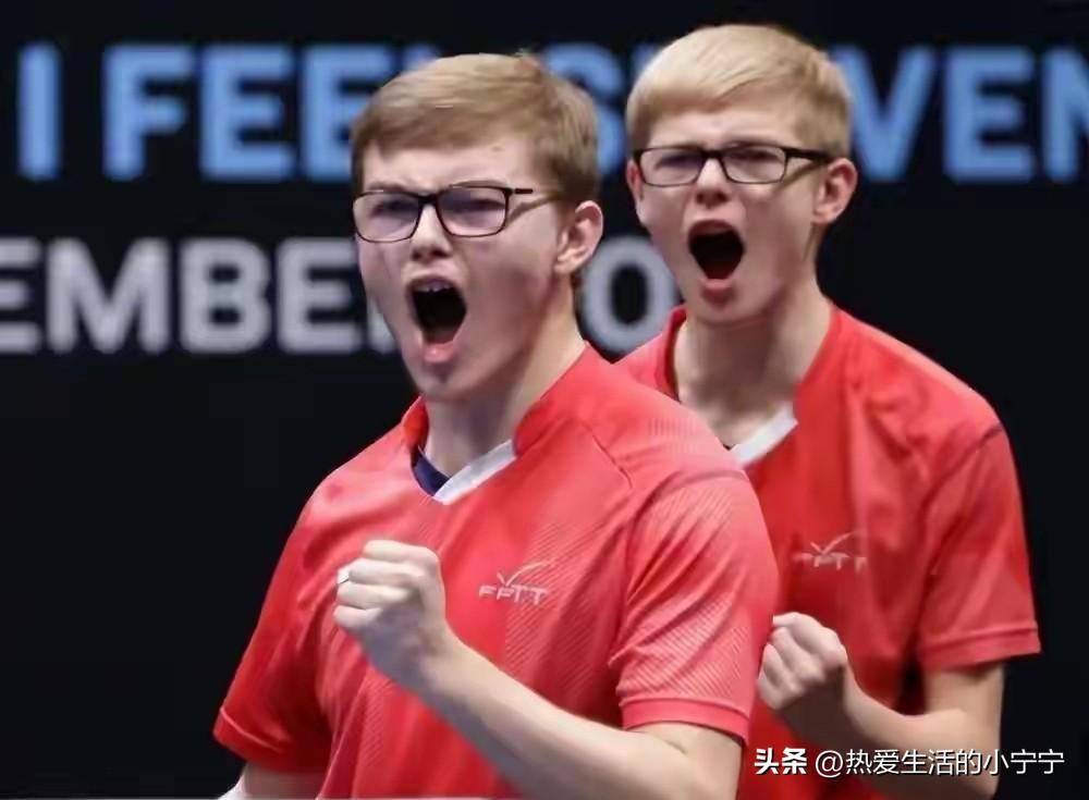 男双亲兄弟，混双同心人！
    双打类的项目，除了每个人都要有足够的实力，默契