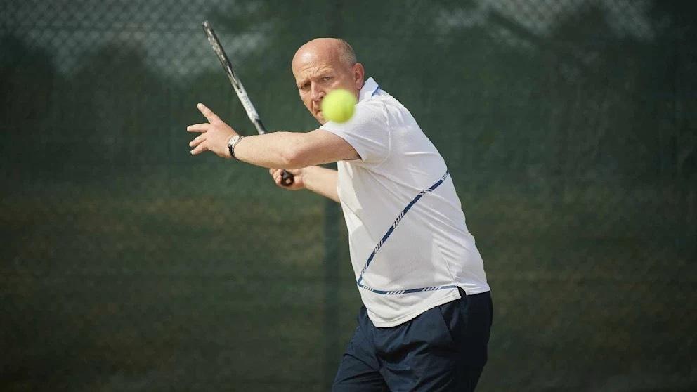 柏林市长魏格纳终于承认，自己在上周六柏林大面积停电后，在下午一点到两点还去打网球