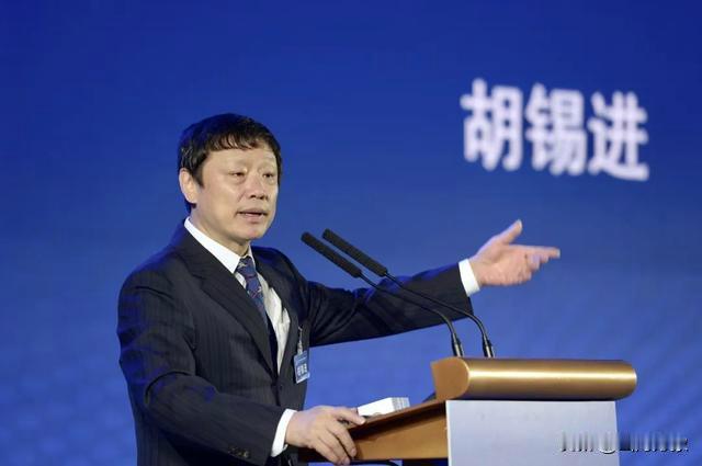 有一种感受也不知对不对，看胡锡进写文章，他铿锵有力的说了很多道理，又铿锵有力的好