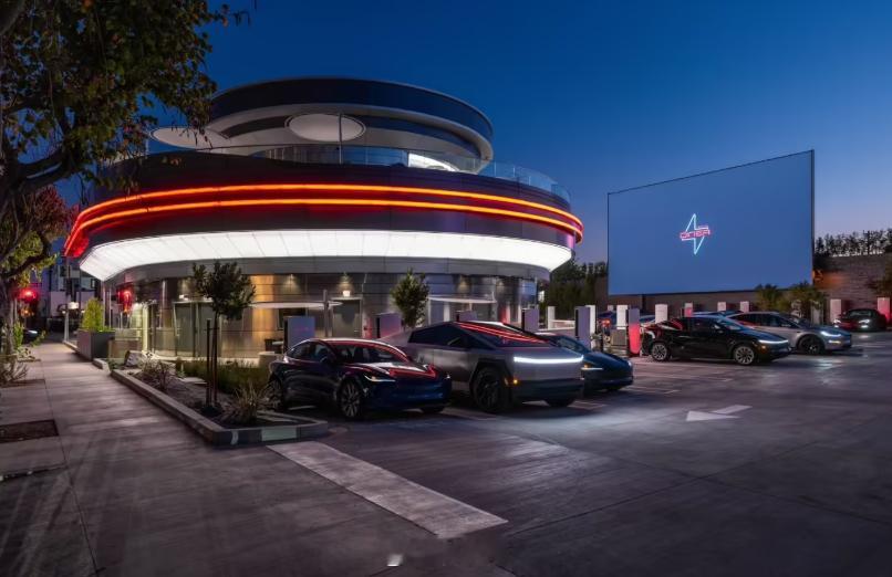 特斯拉餐厅客流锐减、明星主厨离职，这开业了还没半年的时间，老马怎么搞的