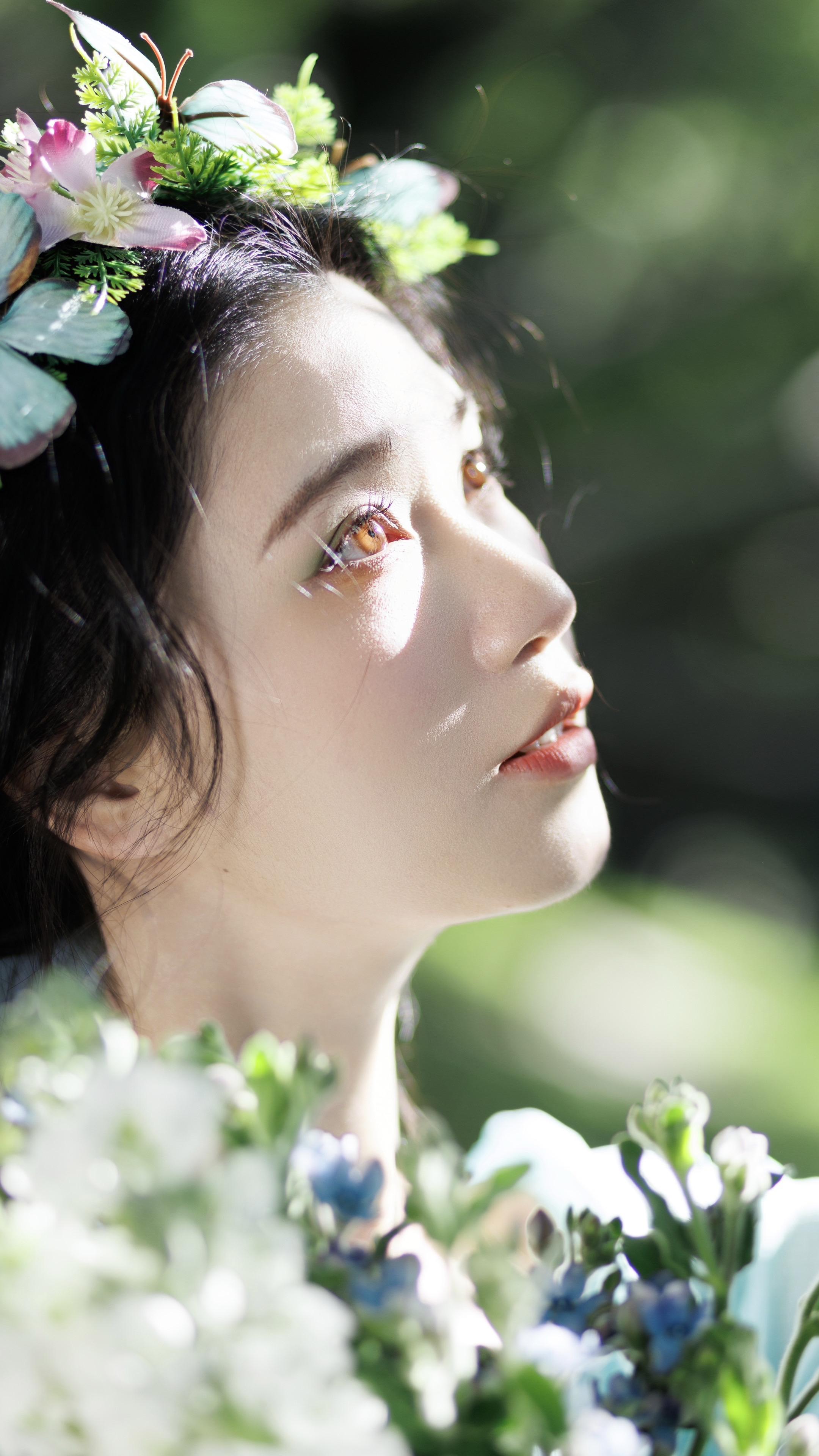 着迷于光落在绿意里🍃。