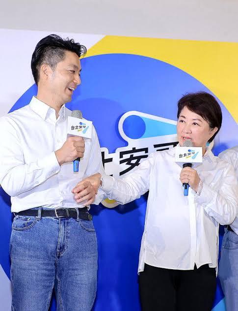 史无前例！同时兼任蒋万安与江启臣的竞选总部主委，卢秀燕有五大政治收益，“枪口”直