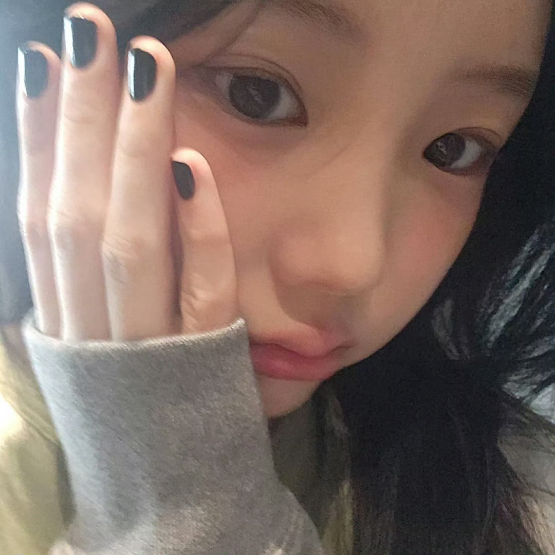 kpop自拍分享李沅禧 申有娜 卢知宣 崔智秀 洪恩採 Haneul ​​​