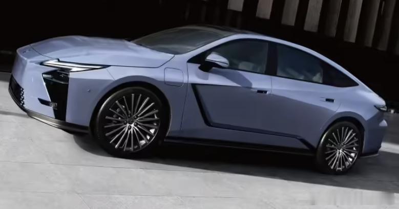 全新一代雷克萨斯 ES 将于 4 月上市在 2 月 1 日晚的丰田新年会上，丰田