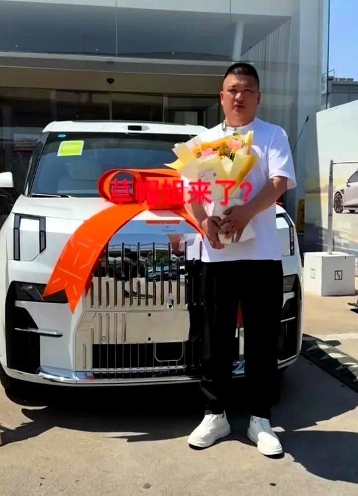 草帽姐生日这天，前夫突然杀回来！

扛着500万现金、半车金货当“复婚投名状”，