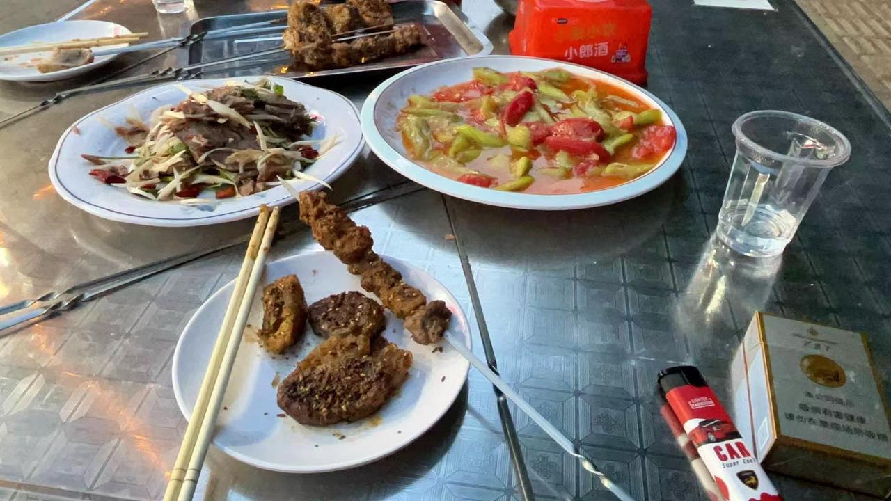 看到明星的去世，感慨万千，老天让你三更死，你绝对活不到5更，相信命运，一切自有定