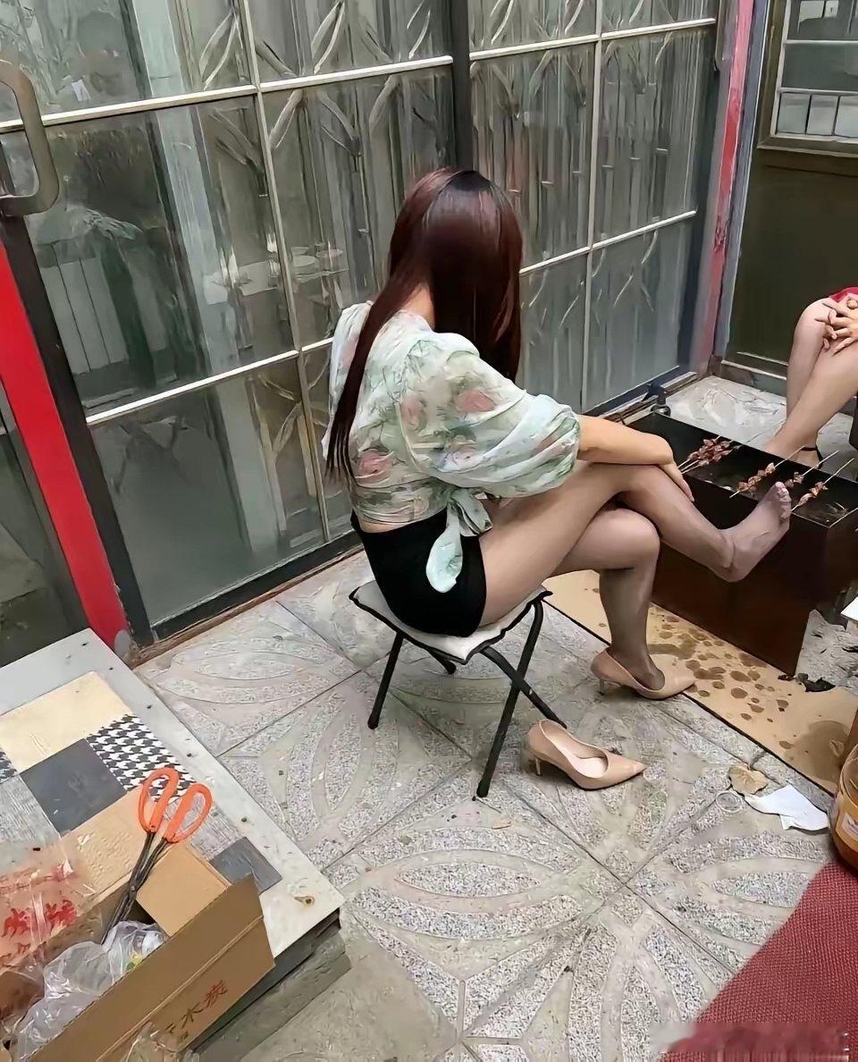 这烧烤还能吃吗？？ 