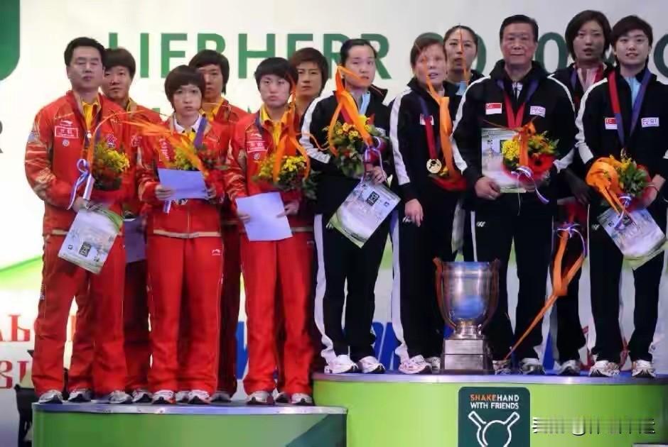 [比心][赞]国乒女队一直是世界乒坛的王者之师，但也有过几次刻骨铭心的滑铁卢[捂