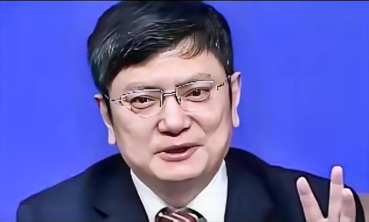 将英语“踢出”高考，取消其主科地位？教育部回应一针见血！不曾想，螳螂捕蝉黄雀在后