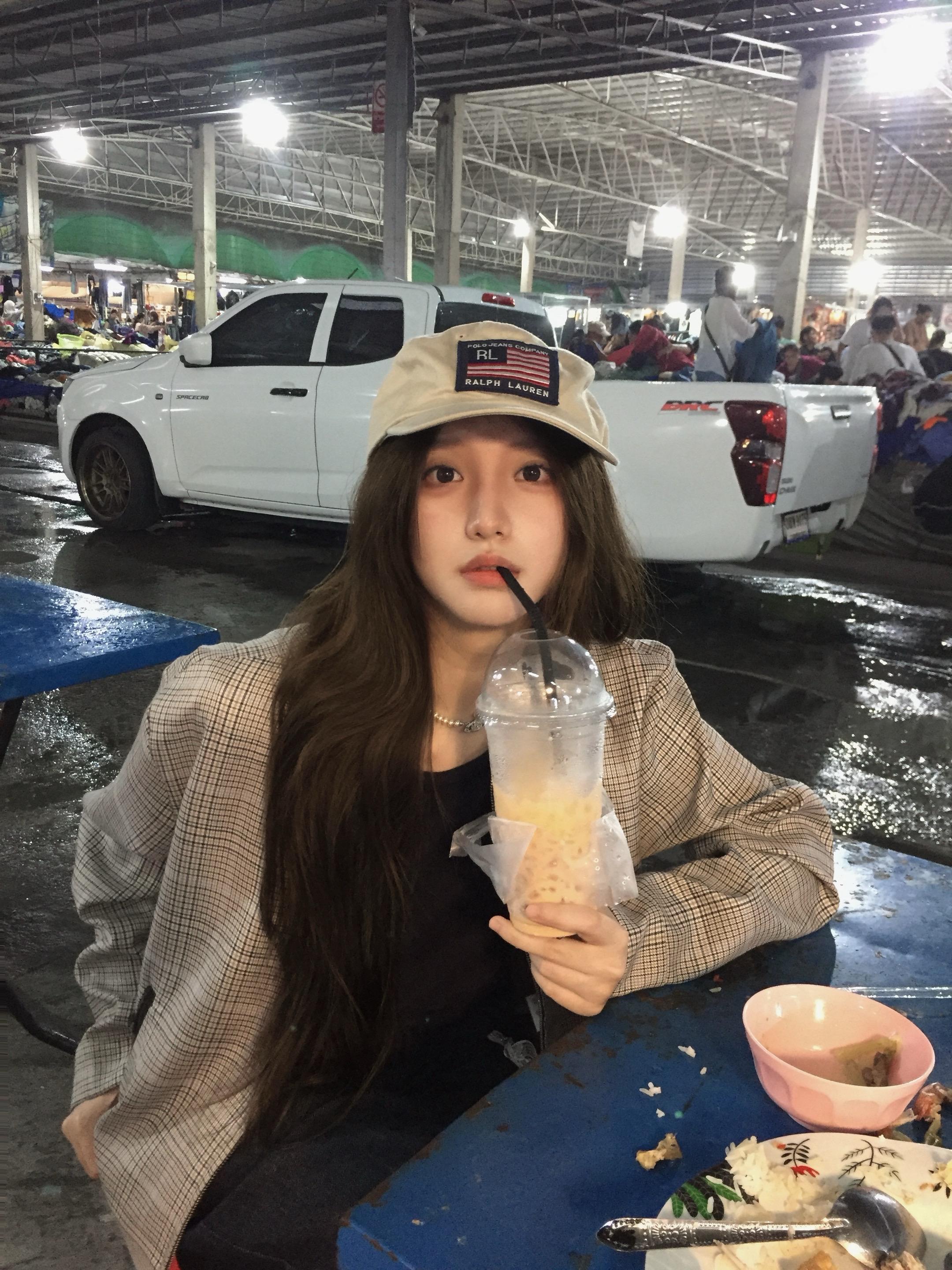 泰兰德都入秋了。比上海冷