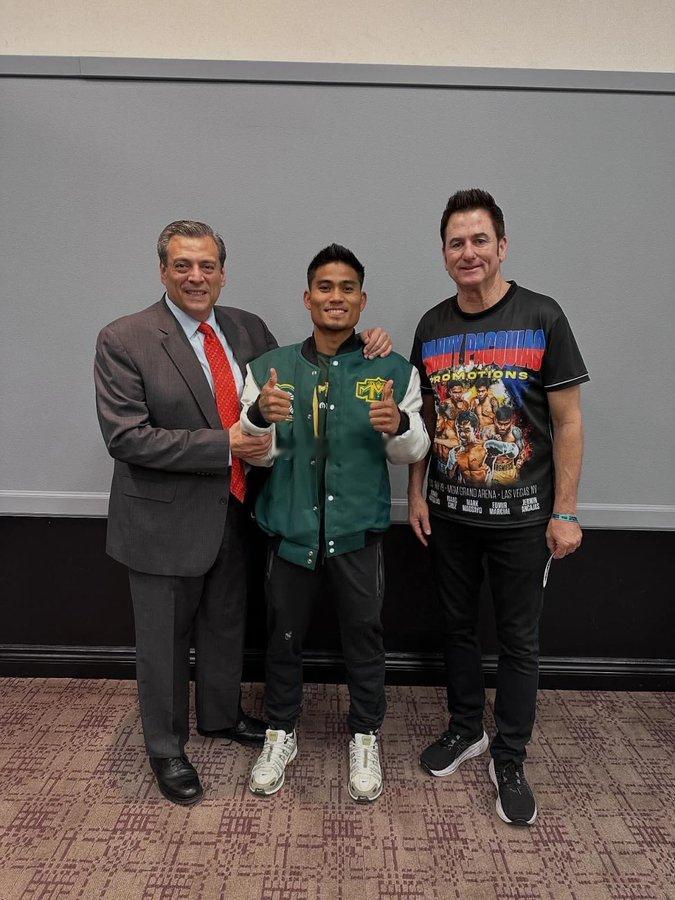 拳坛速递 马克·马格萨约（Mark Magsayo）确认转战 135磅轻量级。煮