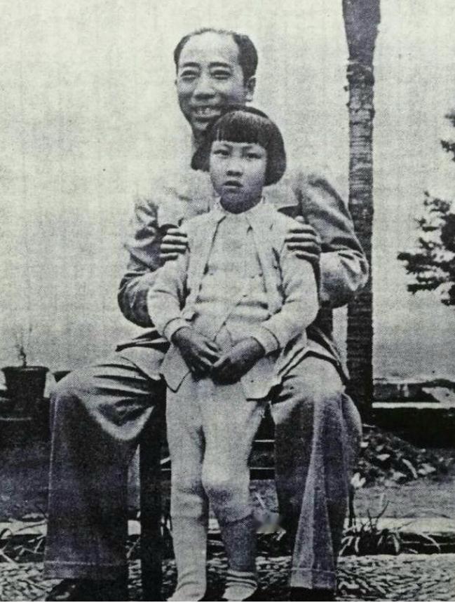1937年，军统击毙工藤由纪子的丈夫，戴笠却把工藤由纪子安置在军统招待所，戴笠连