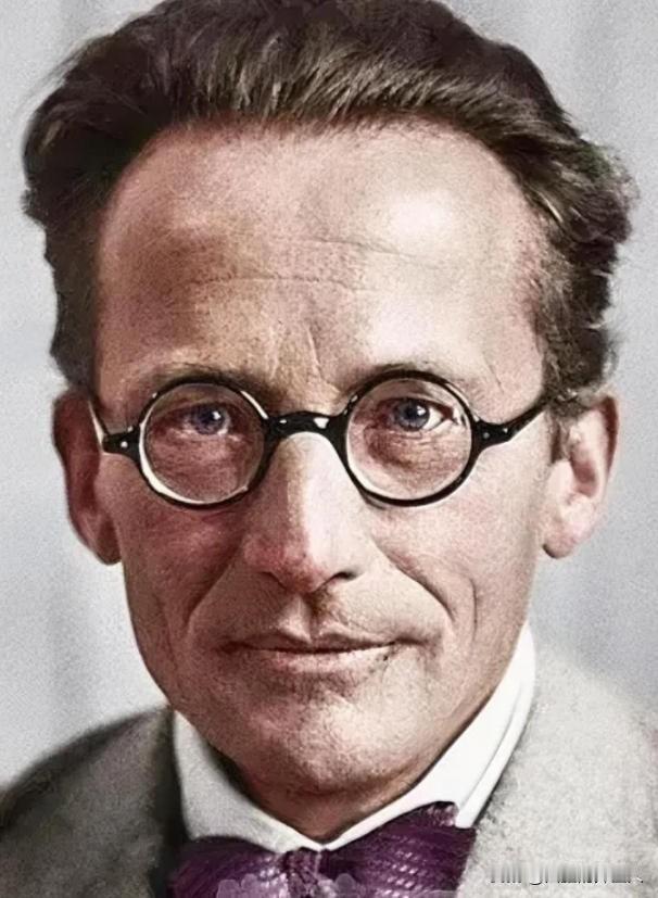 1925年，物理天才薛定谔背着老婆，跑到别墅跟情人过圣诞节，可让人震惊的是，约会