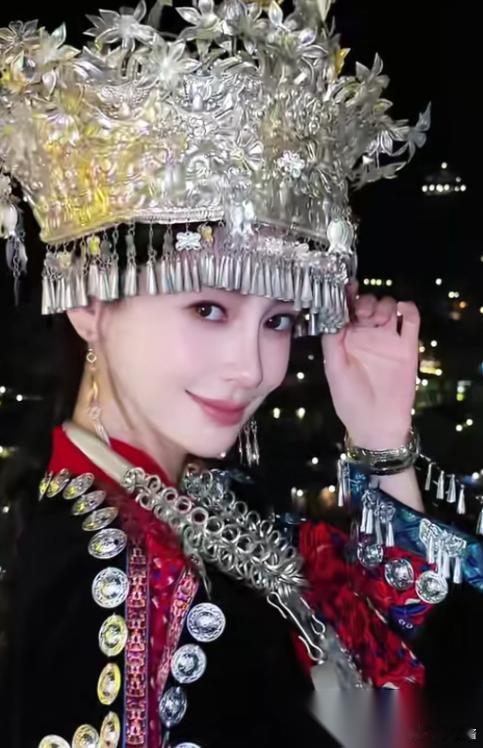 我能接受Angelababy离婚 也能接受Angelababy没演技 但唯独接受