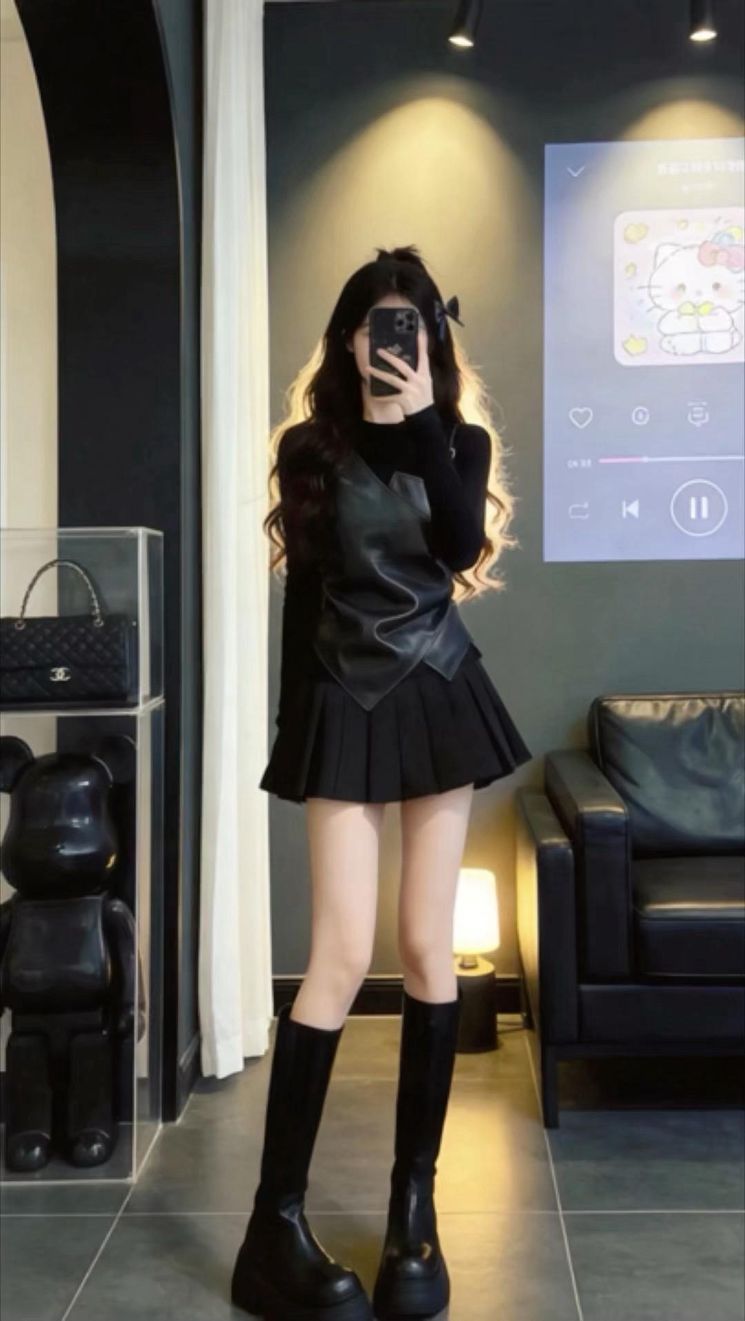 辣妹穿搭 黑色系穿搭 韩系穿搭 约会穿搭 小黑裙