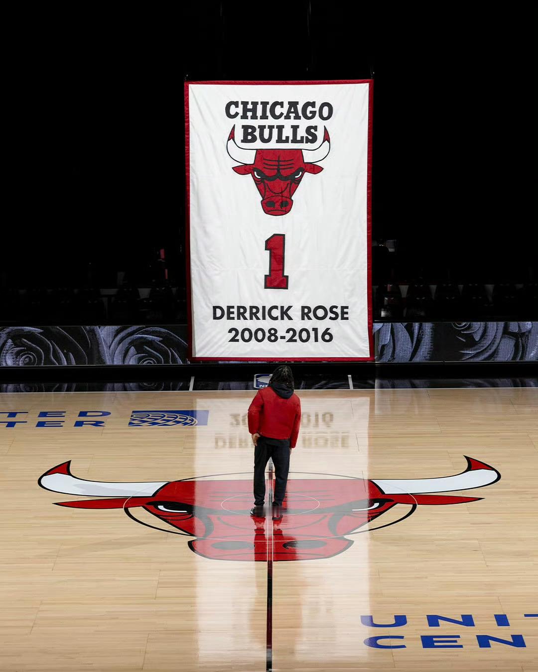 风城之子，最年轻的MVP罗斯值得这一切公牛退役罗斯球衣罗斯