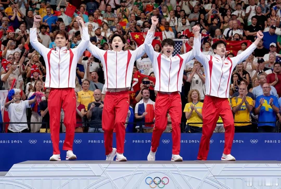 潘展乐领衔，孙杨落选！游泳世界杯名单公布，中国队主力倾巢出动。2024年度国际泳