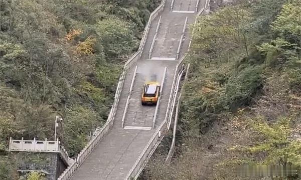 这件事本质上是奇瑞的一次营销，想做个大点的挑战来搞搞噱头，结果挑战失败，没想到在