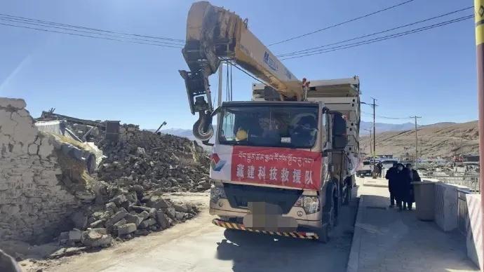 西藏震区已由紧急救援转为安置阶段 救灾难度比较大的一个问题就是高寒缺氧，对救援队