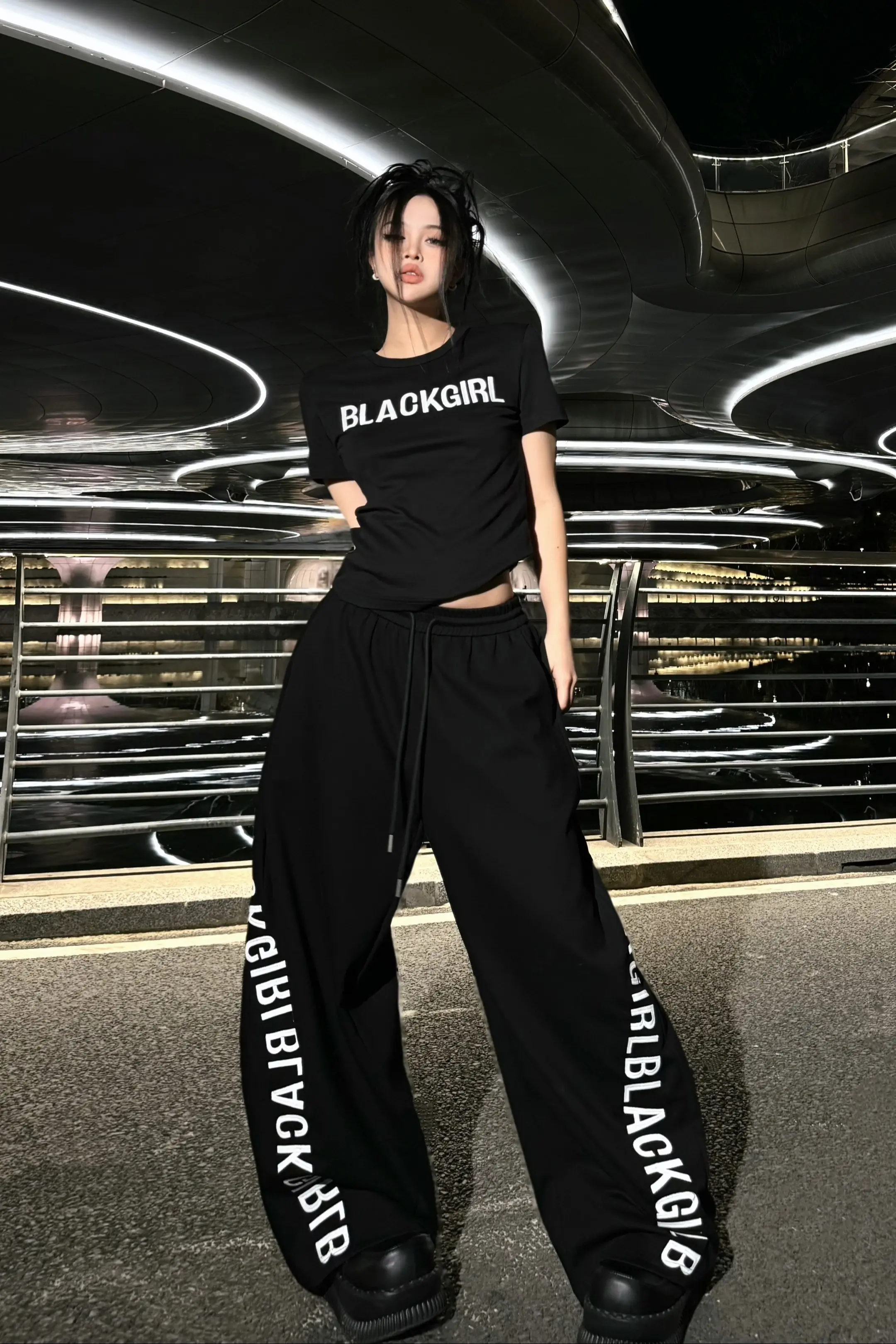 两横一竖就是干 两点一力就是办。
