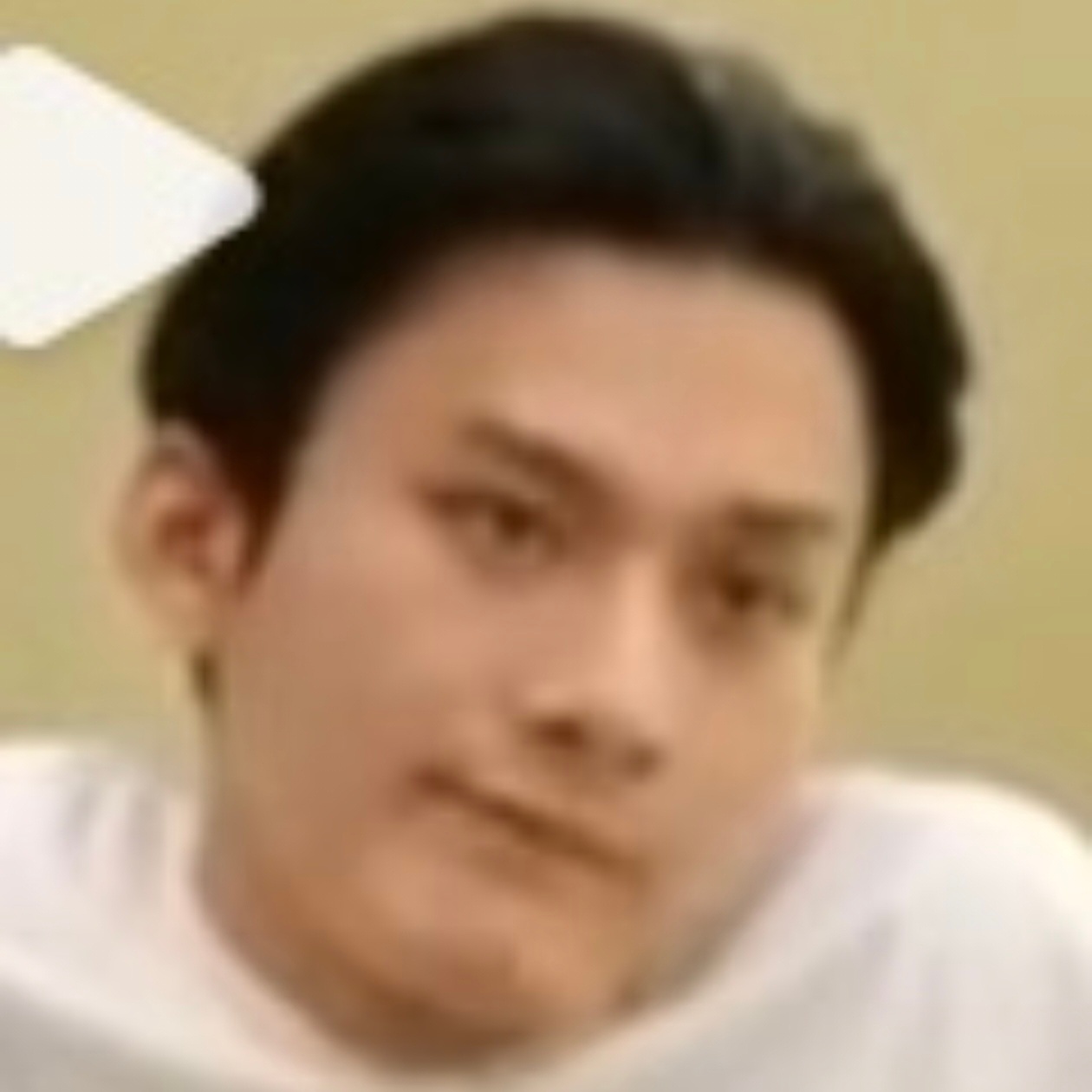 我以为399是两个卡套都有，TM就多了一个包 