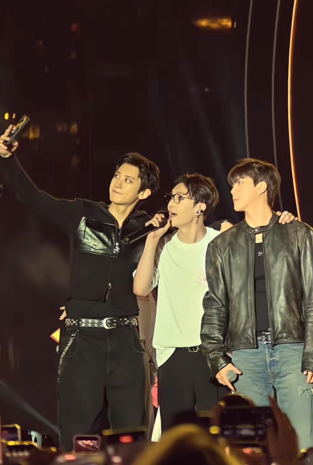 这个朴灿烈张艺兴吴世勋怎么这么可爱呢 