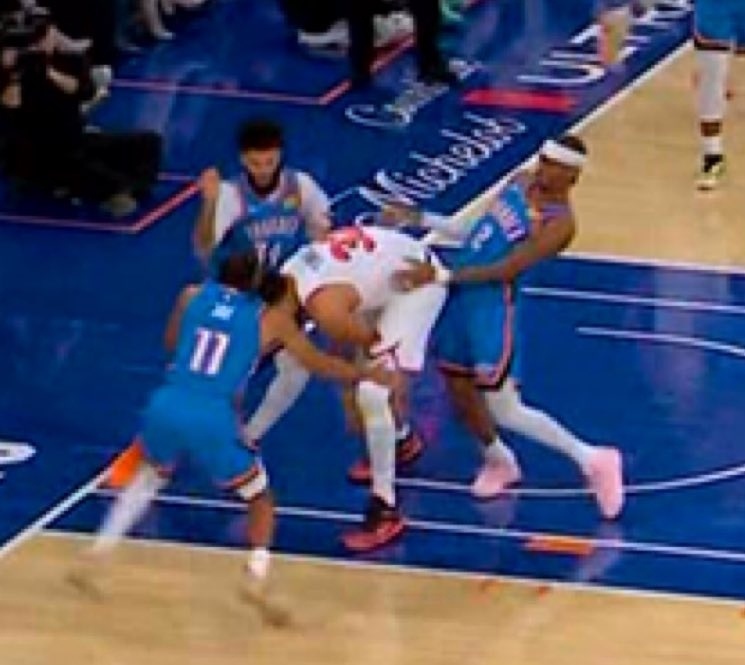 ？？？雷霆vs尼克斯