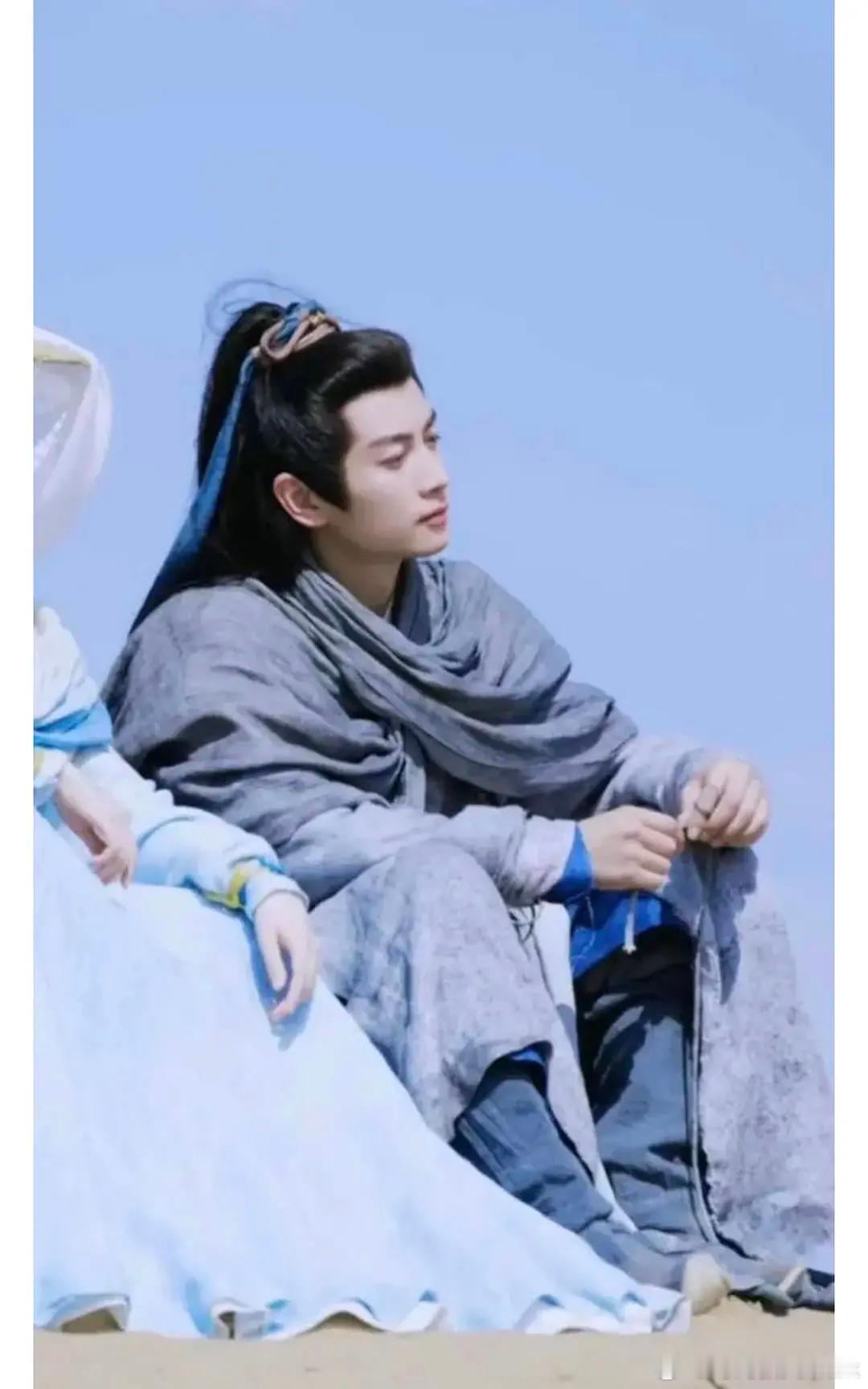 陈晓怎么这么帅？上一个我觉得帅的还是杀生丸……  陈晓我只看过一部梦华录，当初还
