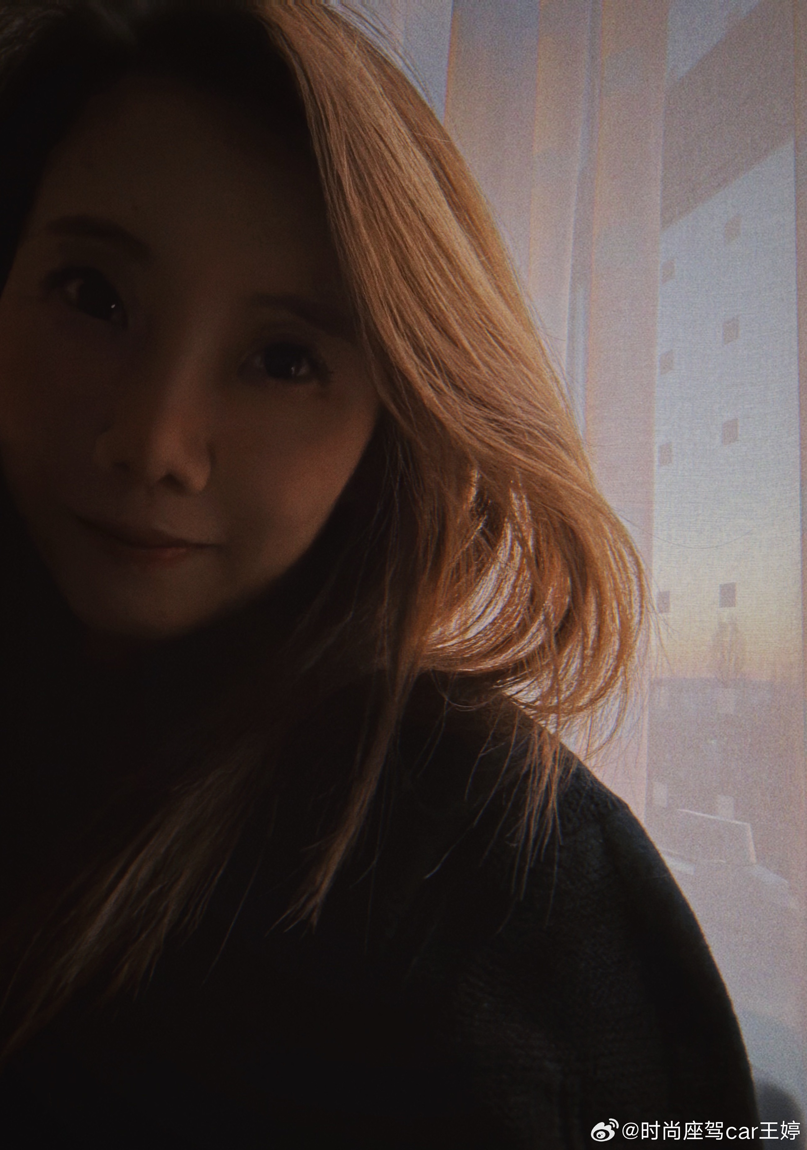 窗边坐着坐着，突然发现好美的夕阳🌇夕阳日常分享 德国·Munich Inter