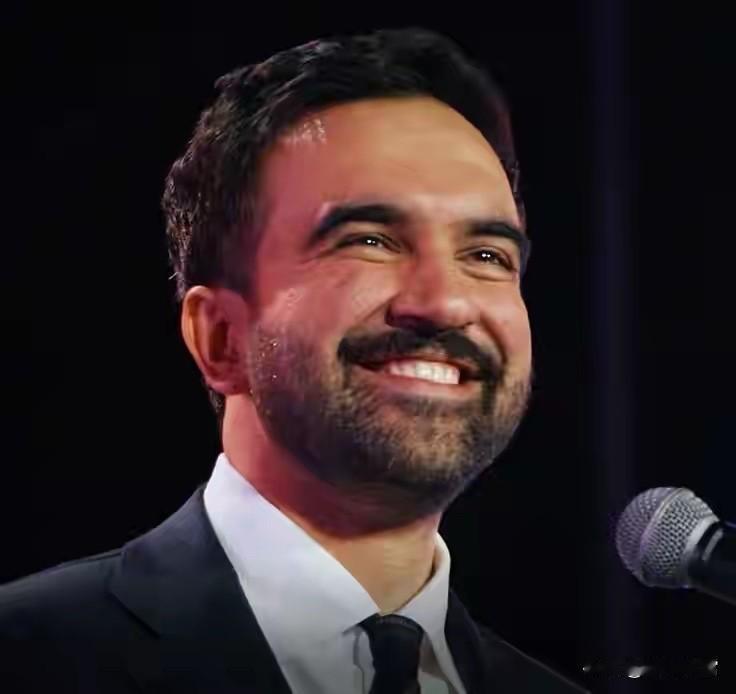 34岁移民之子，马姆达尼当选纽约市长，创多项历史！马姆达尼是纽约首位穆斯林市长、