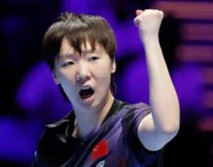 王曼昱4-0佐藤瞳，不得不承认5个事实，实现中国大满贯女单两连冠