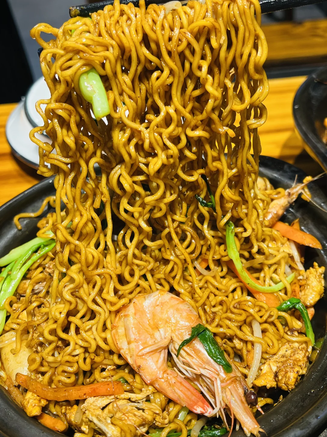 🌟北部新城的这家砂锅焗海鲜让人一口沦陷