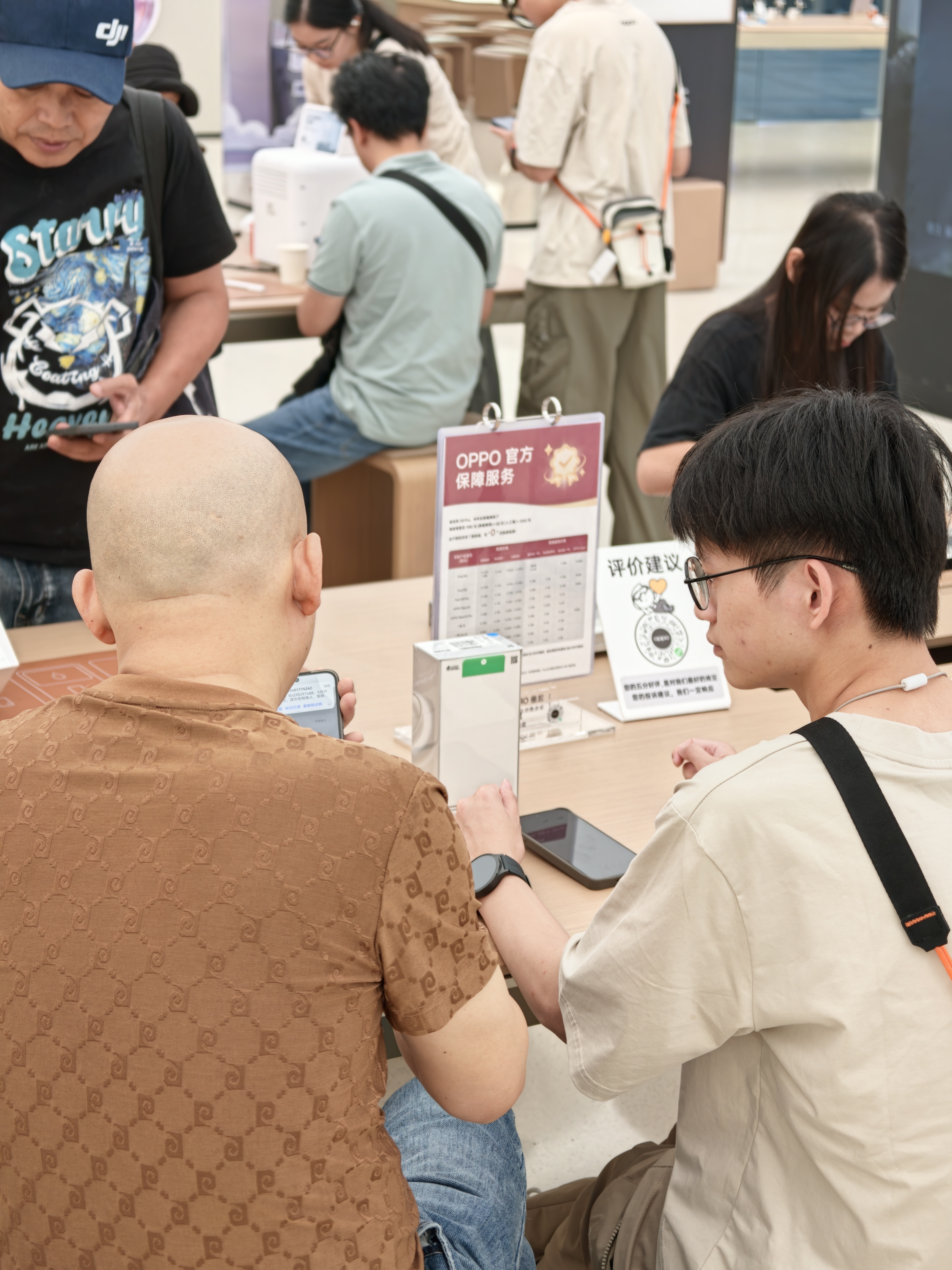 这届高考生把Reno买爆了 果然，Reno还是一如既往的很受大学生或者准大学生们