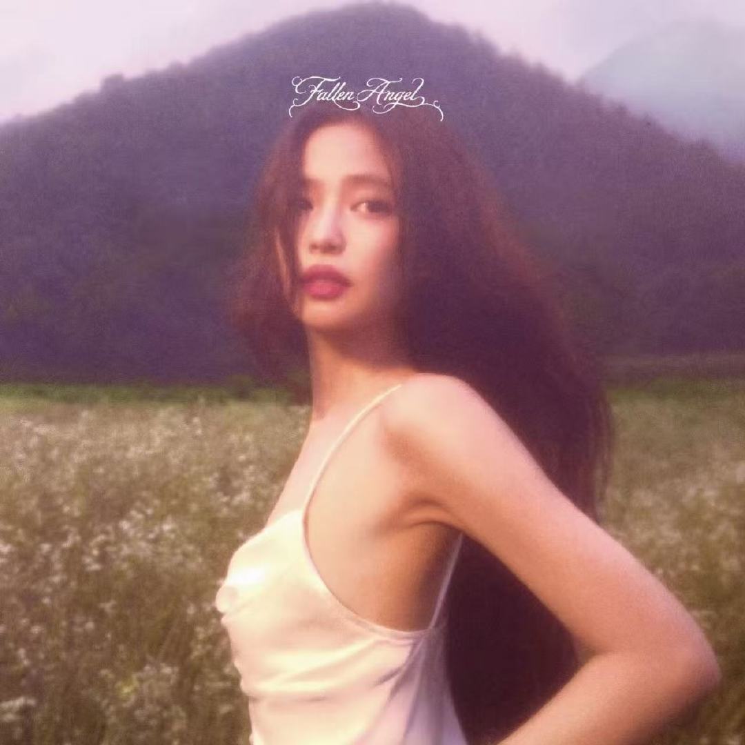 JENNIE数字迷你专辑JENNIE数码EP期待这个妮妮