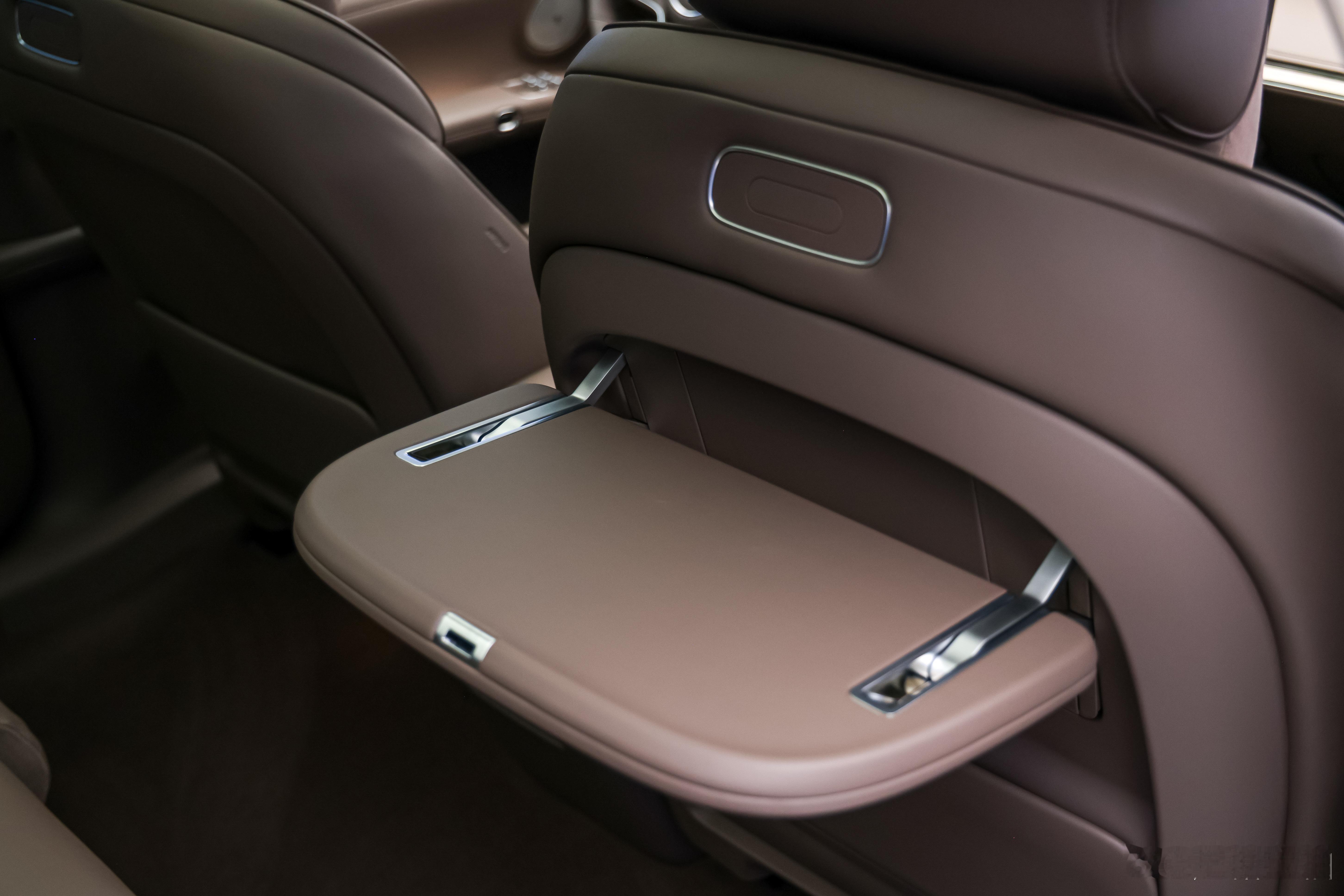 余承东官宣新款享界S9上市时间余承东官宣新款享界S9！31.8万起预售，搭华为A