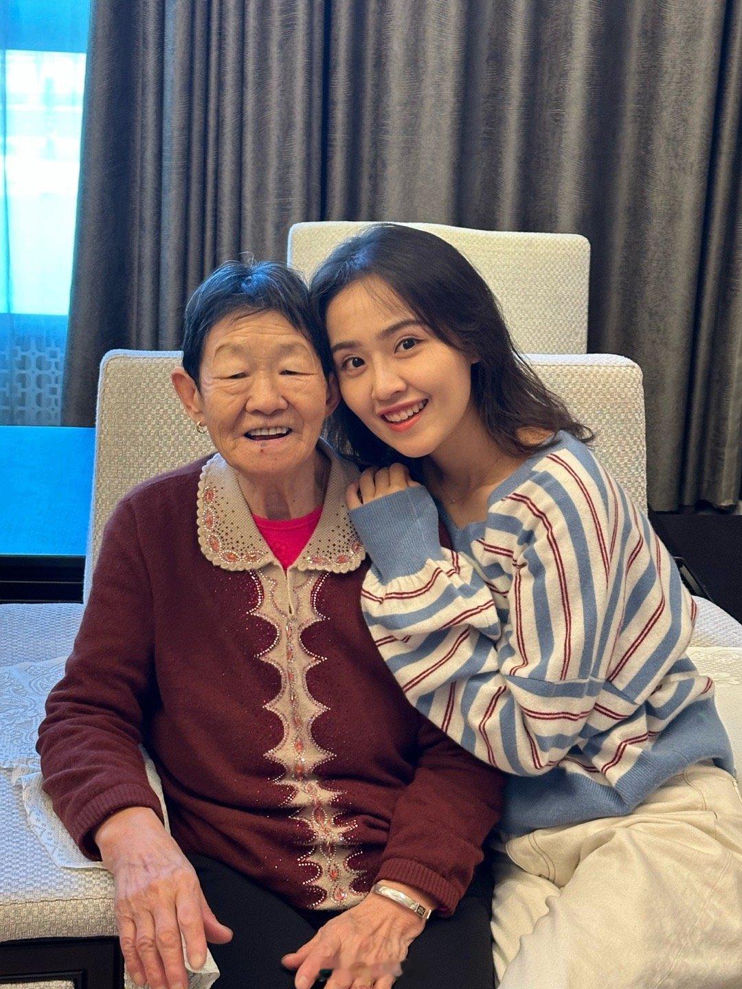 新年快乐！！！！！看看你的年夜饭！！ ​​​