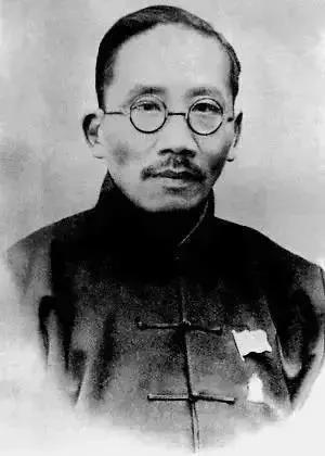 他们是“五四先驱”，他们是新思想的传播者，今天在五四青年节，用书法作品，致敬先贤