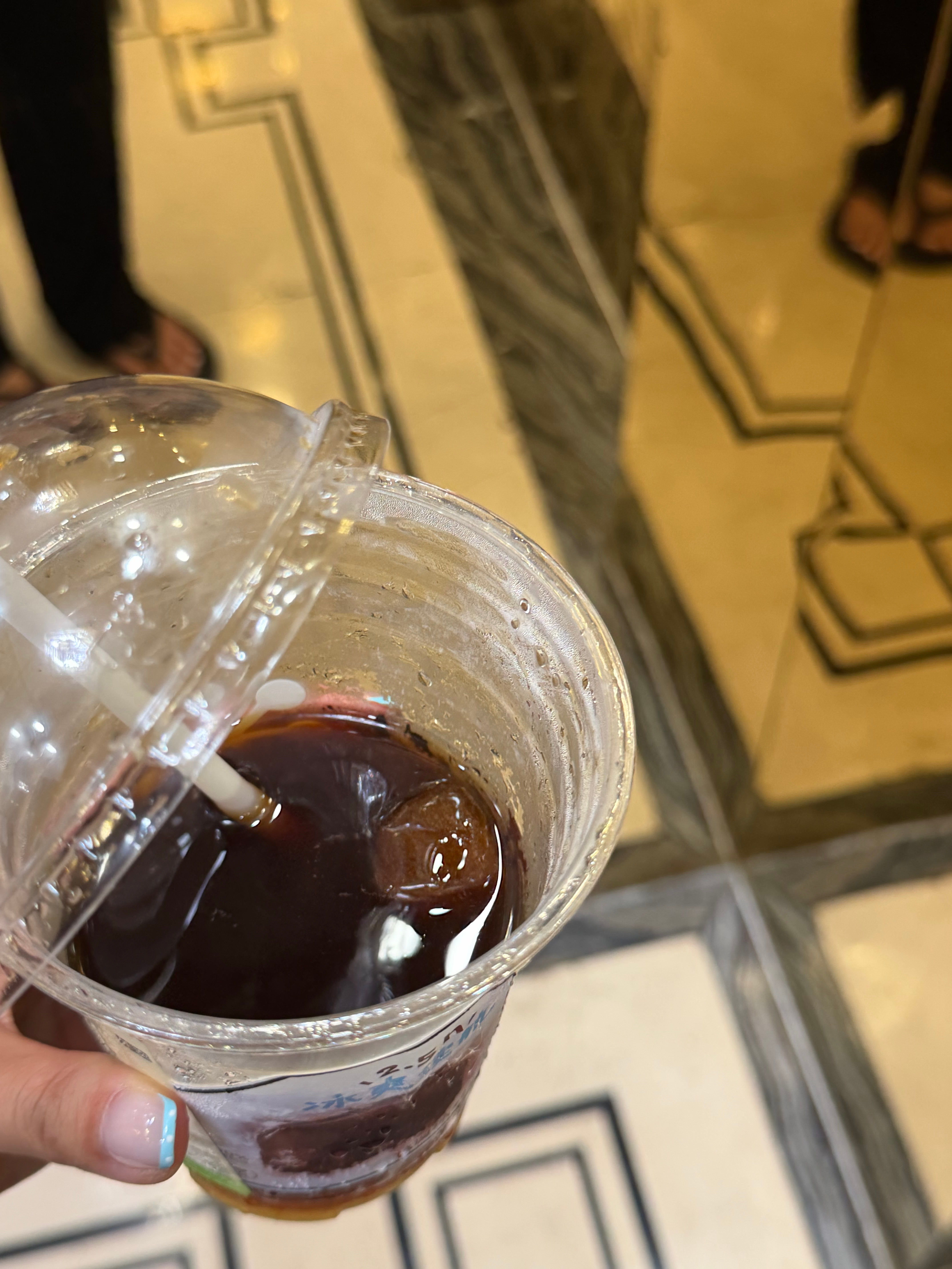 奈雪这个8.8都贵了太淡 