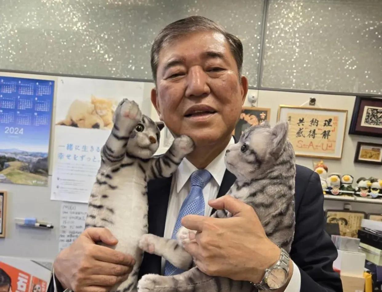 “现在还不是微笑的时候”

日本众议院选举，自民党遭遇滑铁卢式的惨败。新首相石破