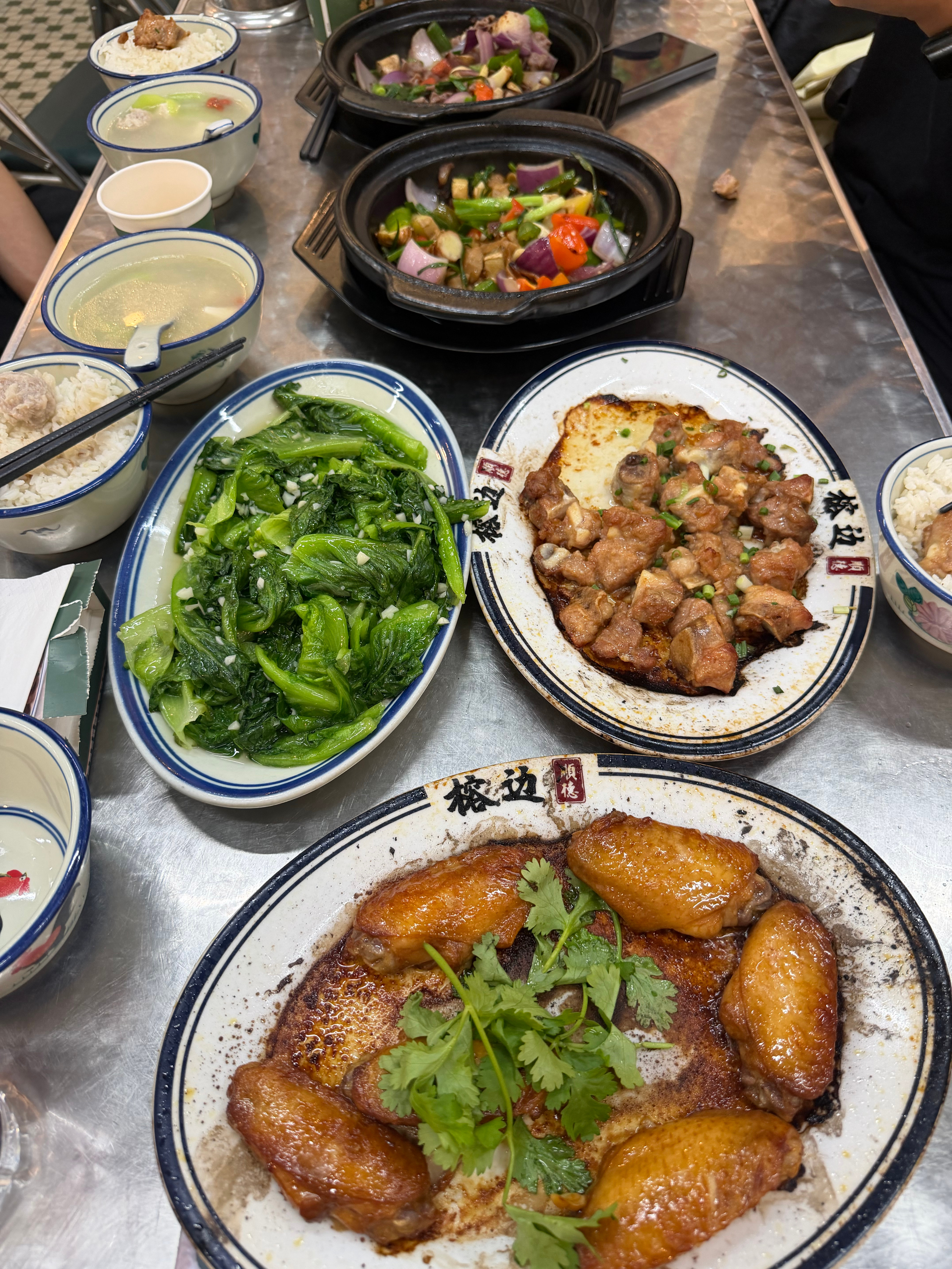 最近吃了好多新鲜素菜咪咪7斤4了！好厉害 