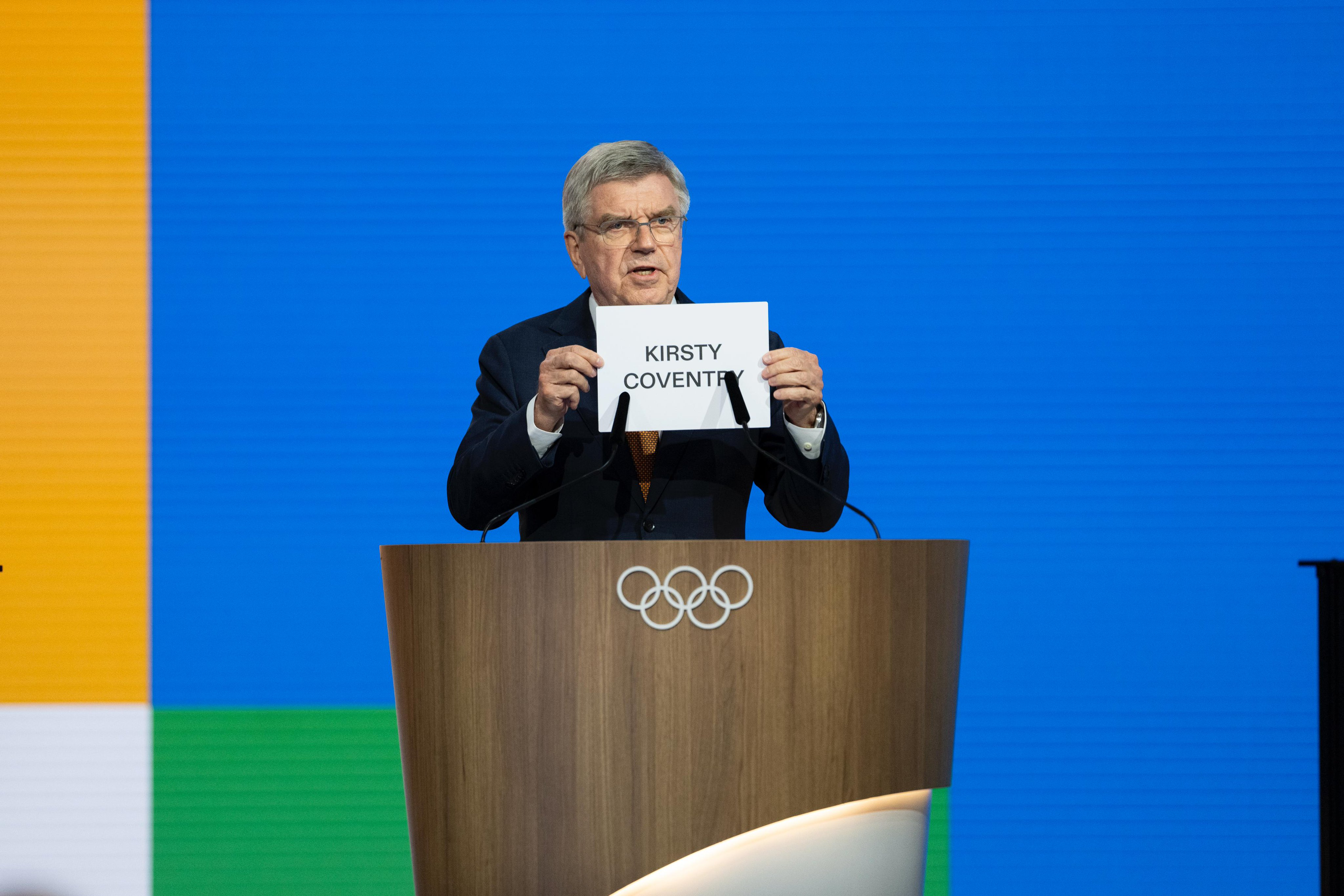 考文垂当选国际奥委会主席UCI主席拉帕蒂昂参与了国际奥委会主席的选举，但是最后落