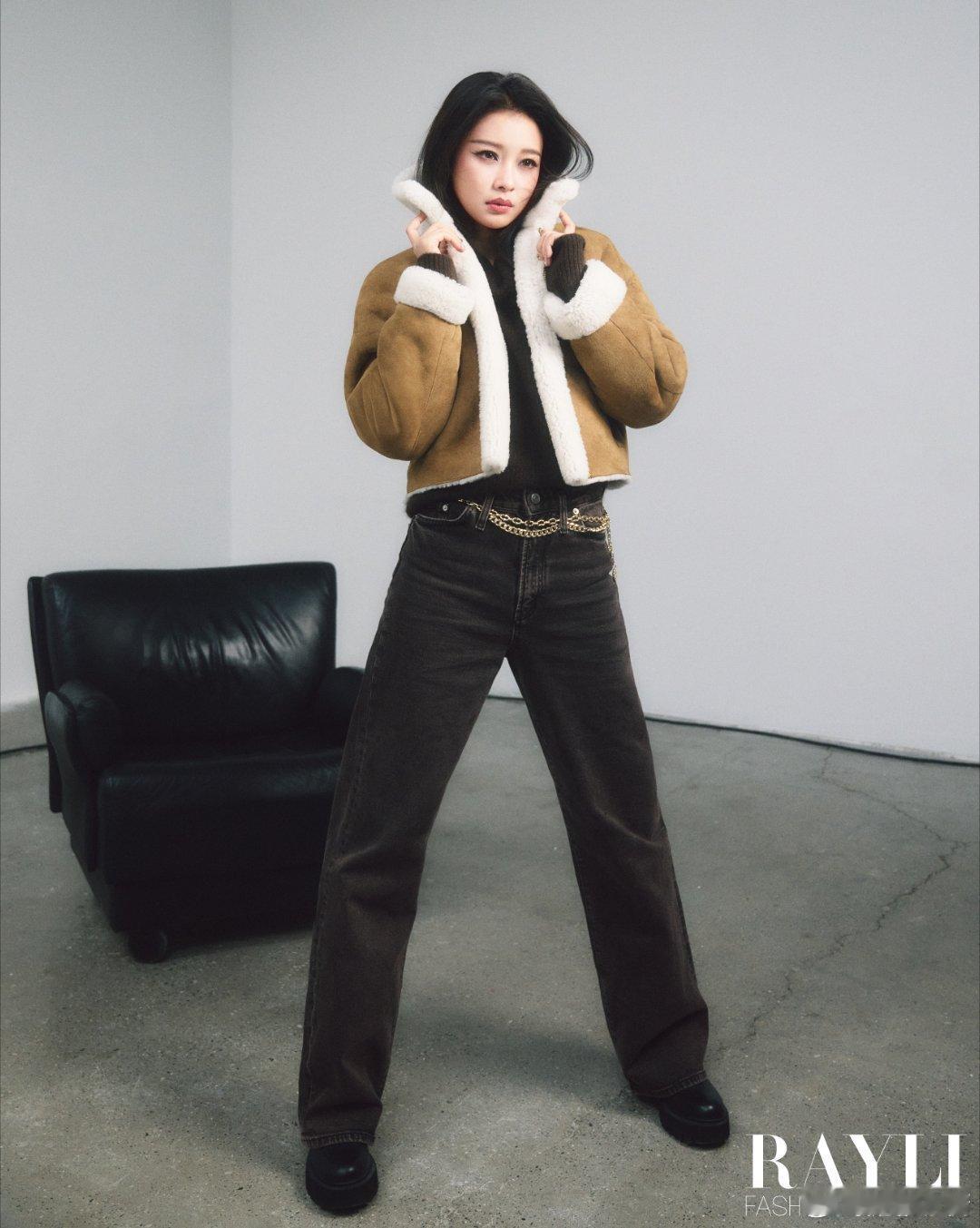 孙怡时尚大片来袭，每一套都超有质感，酷女孩必备穿搭灵感。孙怡慢系生活大片 ​​​