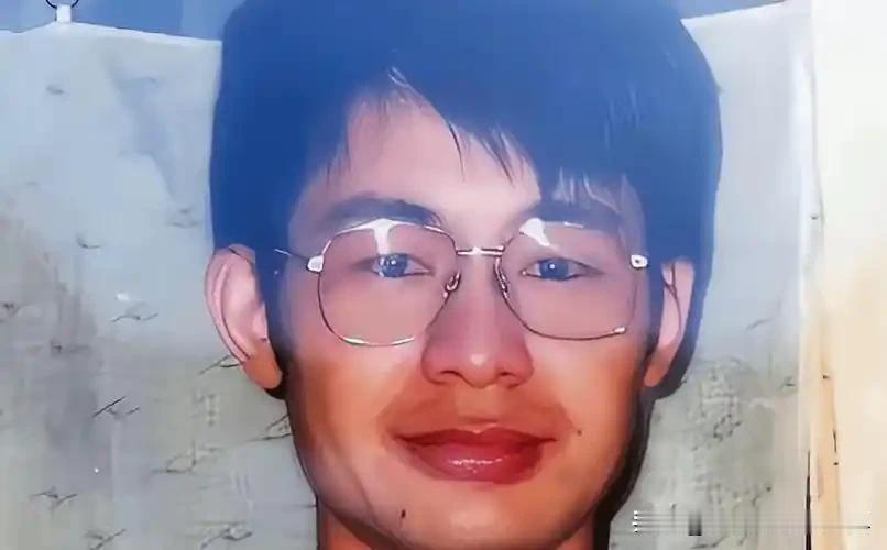 114次庭审，一个清华半导体博士，被关了1277天。把他送进去的，不是别人，是他