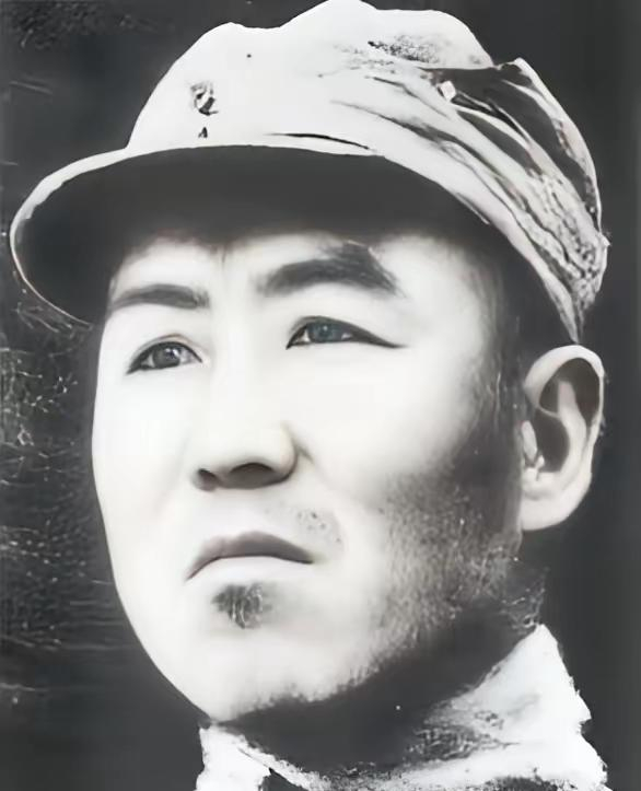 1936年，叛徒陈海假意传递中央消息，写信约陈毅下山到县城酒店接头，想趁机诱捕他