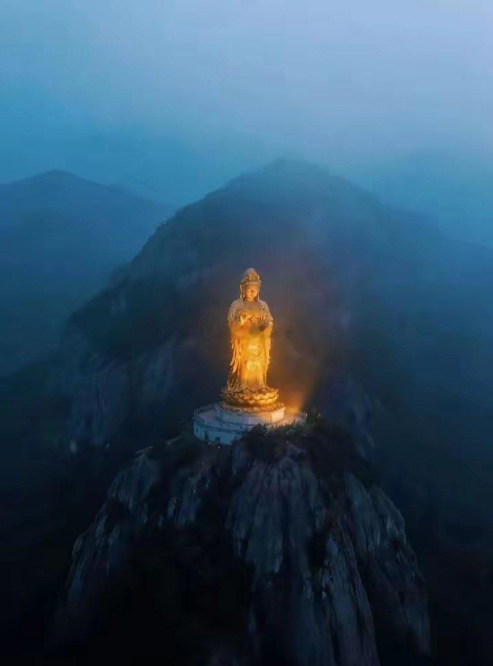 4月23日早间要闻一、个股公告杉杉股份：法院裁定批准控股股东重整计划 实际控制人