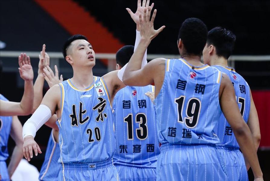 北京男篮忍痛割爱！

8月13日，据北京男篮透露：功勋老将方硕将暂别球队，新赛季