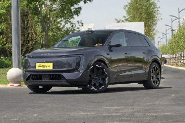 奥迪E7X先锋quattro热爱版，适合长途自驾的豪华纯电SUV